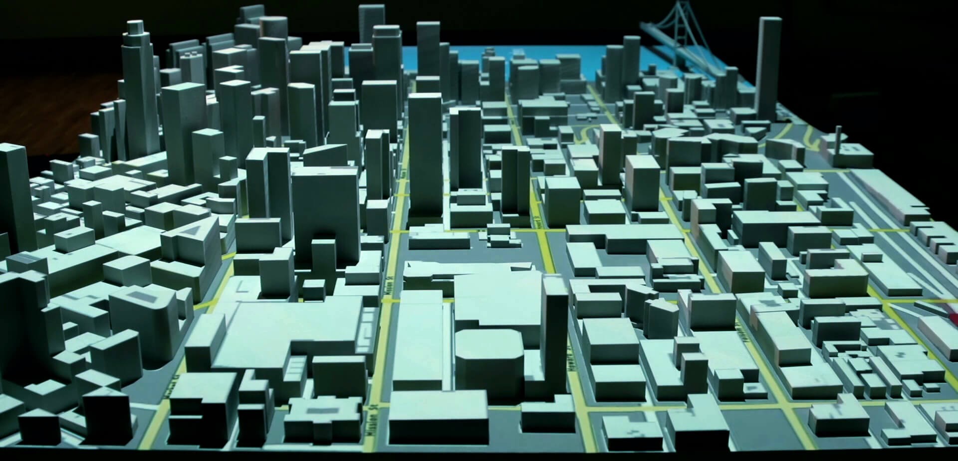 monomango HERE – Augmented City Model